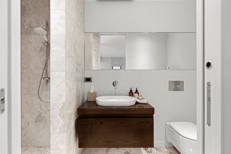 Photo of property in 2/415 Oceanbeach Road, Mount Maunganui, 3116