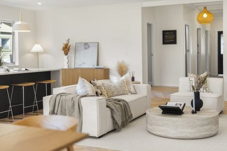 Photo of property in 8 Creamer Avenue, Belmont, Auckland, 0622
