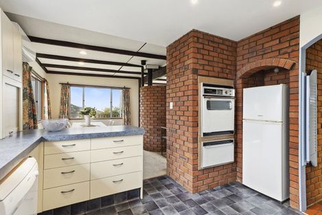 Photo of property in 8 Downing Street, Crofton Downs, Wellington, 6035