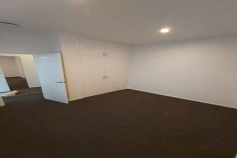 Photo of property in 6 Queens Road, Glen Avon, New Plymouth, 4312