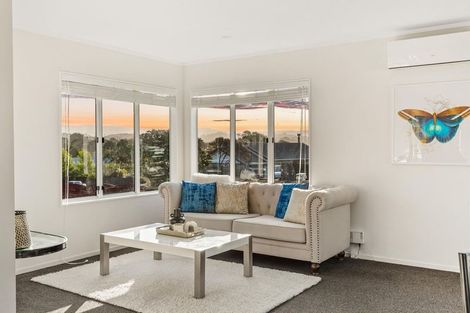 Photo of property in 26 Hinerau Street, Henderson, Auckland, 0612