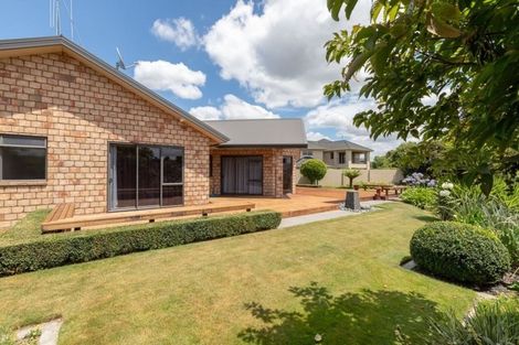Photo of property in 11 The Esplanade, Huntington, Hamilton, 3210
