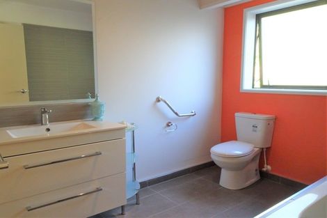 Photo of property in 8 Hurren Place West, Kumara Junction, Hokitika, 7882