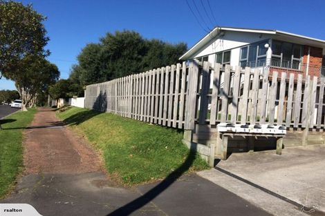 Photo of property in 2/1 Fifth Avenue, Mount Albert, Auckland, 1025