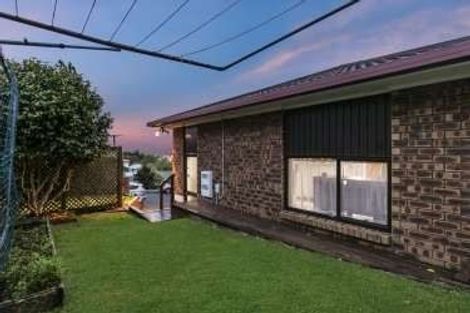 Photo of property in 1a Eastglen Road, Glen Eden, Auckland, 0602