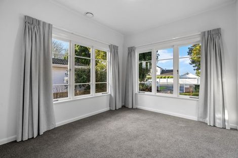 Photo of property in 33 Dalethorpe Avenue, Fairfield, Hamilton, 3214
