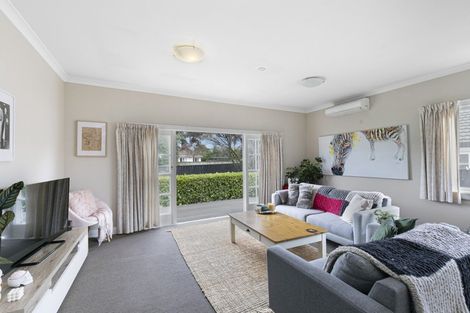 Photo of property in 178b Oxford Terrace, Epuni, Lower Hutt, 5011