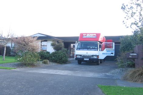 Photo of property in 43 Geraldine Crescent, Cloverlea, Palmerston North, 4412