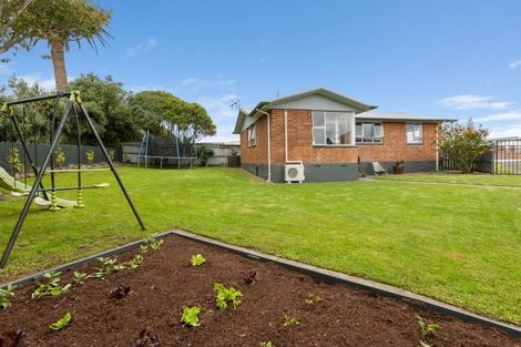 Photo of property in 14 Naumai Place, Spotswood, New Plymouth, 4310