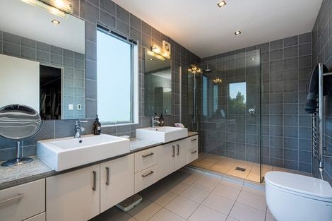 Photo of property in 10 Kahikatea Close, Campbells Bay, Auckland, 0630