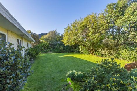 Photo of property in 14 Compass Court, Paraparaumu, 5032