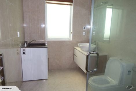 Photo of property in 415 Ormiston Road, Flat Bush, Auckland, 2019