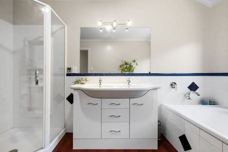 Photo of property in 19 Mirbeck Avenue, Cambridge, 3434