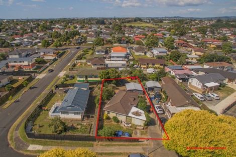 Photo of property in 61 Catkin Crescent, Papatoetoe, Auckland, 2025