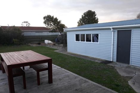 Photo of property in 38 Catlins Crescent, Milson, Palmerston North, 4414