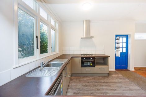 Photo of property in 20 Lyndhurst Street, Takaro, Palmerston North, 4412