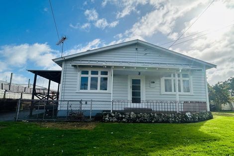 Photo of property in 3 Arawa Street, Papakura, 2110