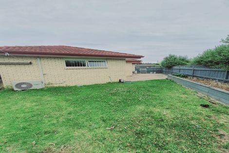 Photo of property in 15 Stellata Court, Randwick Park, Auckland, 2105