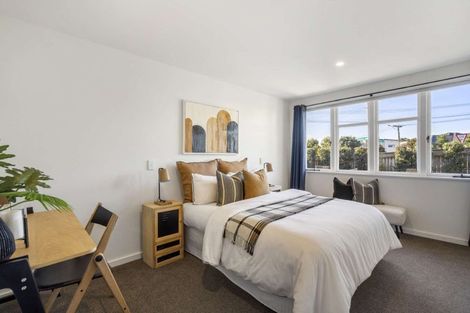 Photo of property in 25 Holland Avenue, Point England, Auckland, 1072