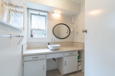 Photo of property in 4 Sharon Place, Awapuni, Palmerston North, 4412