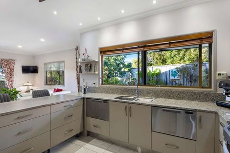 Photo of property in 176b Heta Road, Highlands Park, New Plymouth, 4312