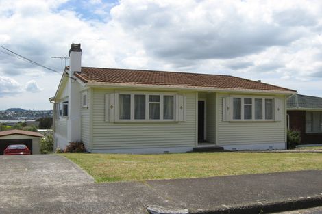 Photo of property in 26 Taylor Road, Mangere Bridge, Auckland, 2022
