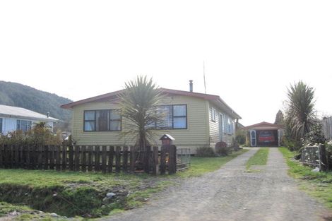 Photo of property in 33 Clifford Street, Blackball, 7804