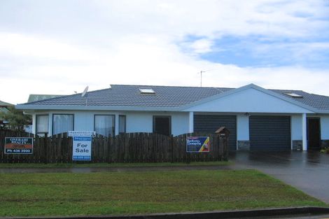Photo of property in 2/4 Raumati Crescent, Onerahi, Whangarei, 0110