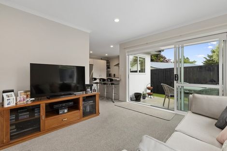 Photo of property in 4/186 Cambridge Road, Hillcrest, Hamilton, 3216