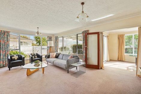 Photo of property in 8 Glenavon Place, Ilam, Christchurch, 8041