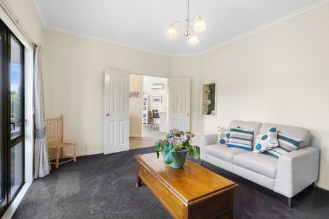 Photo of property in 6 Hillcrest Lane, Levin, 5510