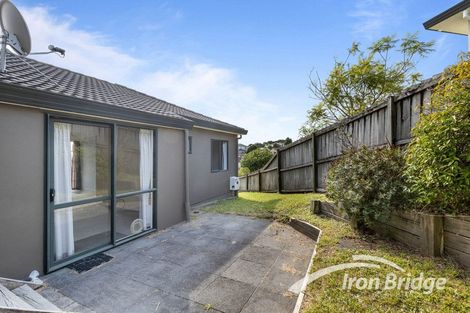 Photo of property in 21 Manu Place, Pinehill, Auckland, 0632