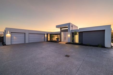 Photo of property in 2 Aglaia Place, Cracroft, Christchurch, 8022