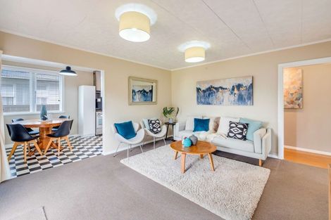 Photo of property in 5 Jolson Road, Mount Wellington, Auckland, 1062