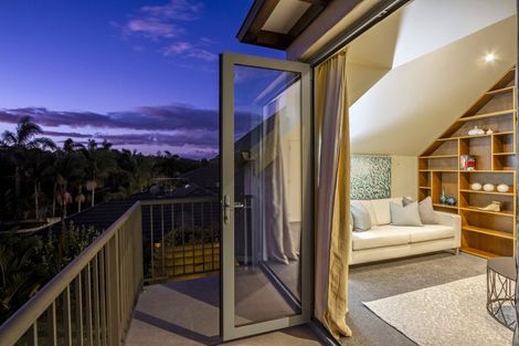 Photo of property in 4 Monkton Close, Greenhithe, Auckland, 0632