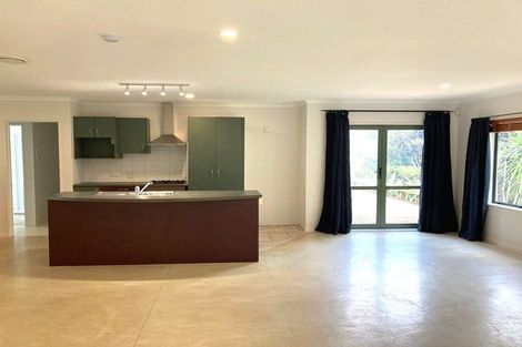 Photo of property in 22 Wicklam Lane, Greenhithe, Auckland, 0632