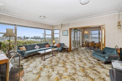 Photo of property in 60 Jaemont Avenue, Te Atatu South, Auckland, 0610