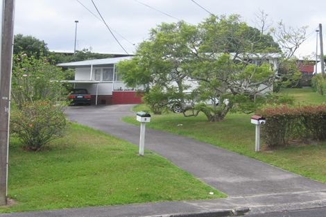 Photo of property in 3 Sunnyfield Crescent, Glenfield, Auckland, 0629