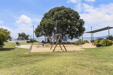 Photo of property in 2/29 Sealy Road, Torbay, Auckland, 0630