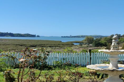 Photo of property in 11b Waikare Place, Welcome Bay, Tauranga, 3112