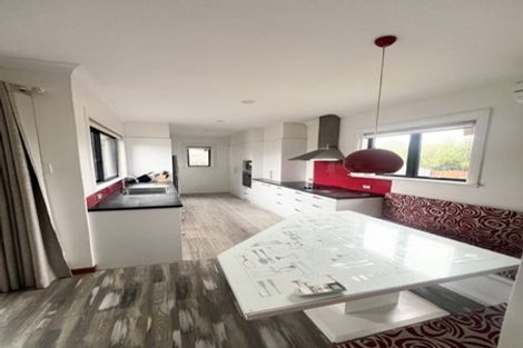 Photo of property in 16 Piko Crescent, Riccarton, Christchurch, 8041