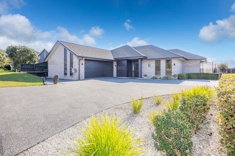 Photo of property in 8 Highview Court, Flagstaff, Hamilton, 3210