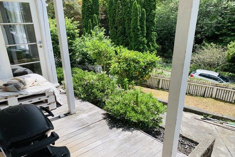 Photo of property in 9-9a Spencer Road, Hospital Hill, Napier, 4110