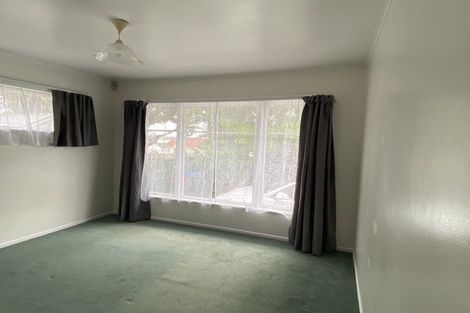 Photo of property in 98 Hillsborough Road, Hillsborough, Auckland, 1042
