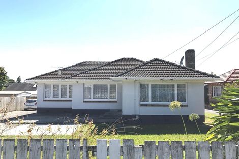 Photo of property in 71 Station Road, Papatoetoe, Auckland, 2025