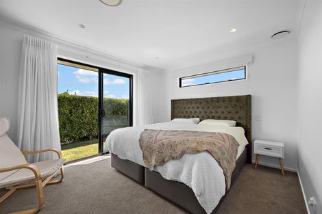 Photo of property in 25 Nobilo Road, Kumeu, 0810