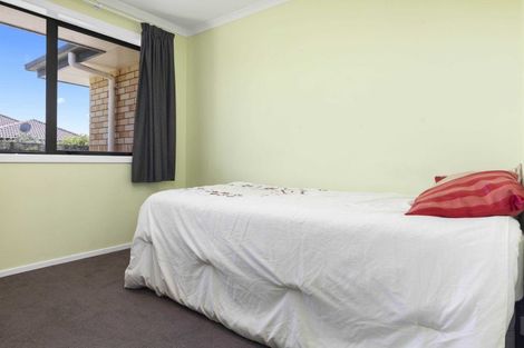 Photo of property in 41 Breaker Grove, Waiuku, 2123