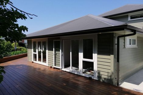 Photo of property in 375 Main Road, Tawa, Wellington, 5028