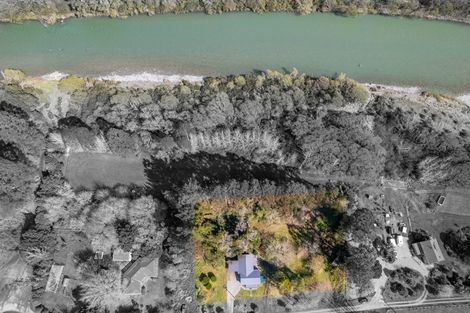 Photo of property in 5 Stock Road, Murchison, 7007