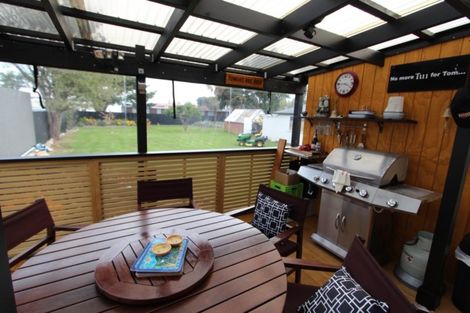 Photo of property in 1 Halls Road, Pahiatua, 4910